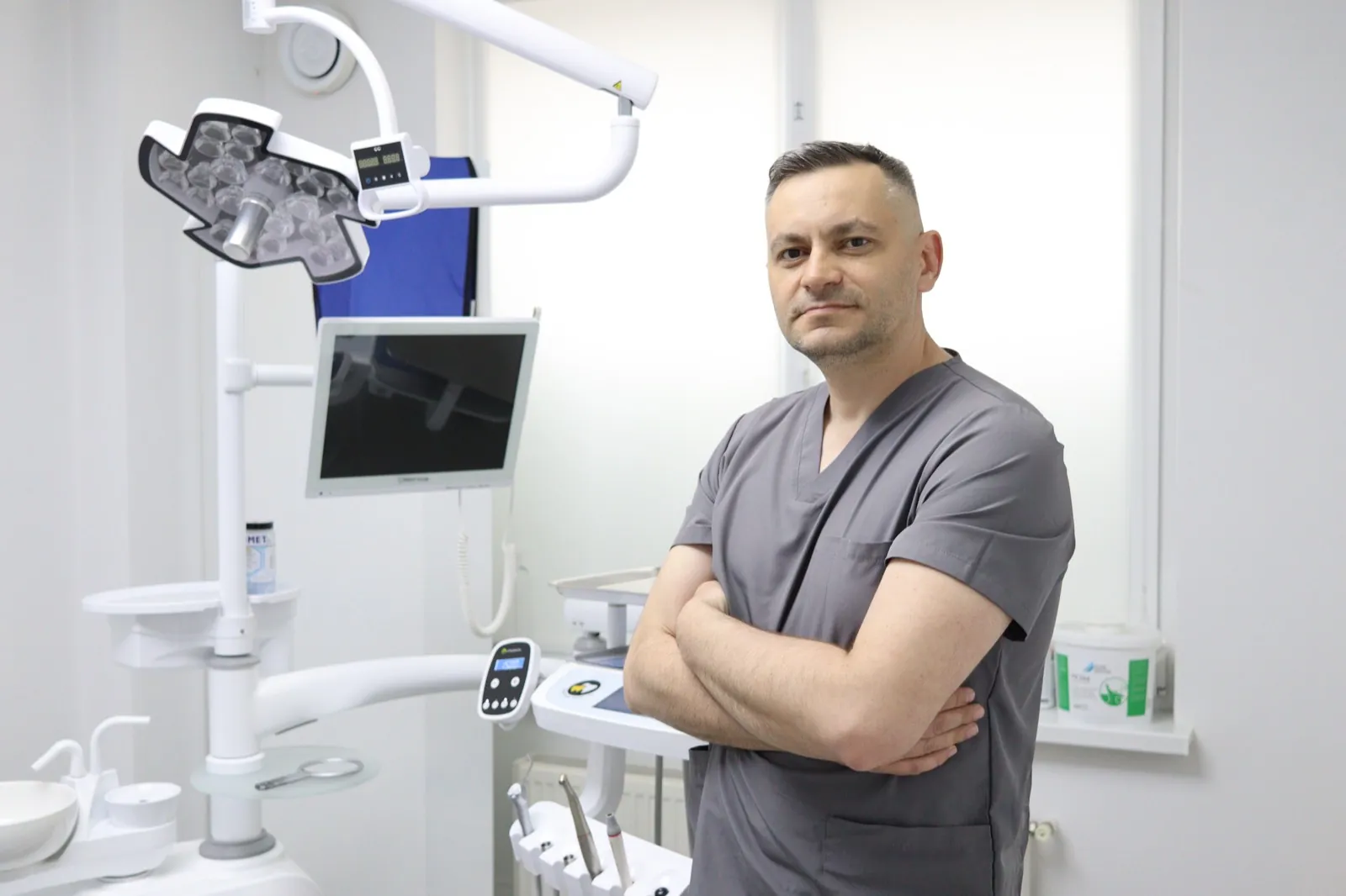 Dr. Oleg Mamaliga